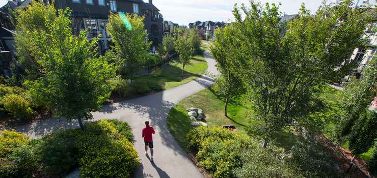 7 Benefits of Living in Calgary's Suburbs Featured Image